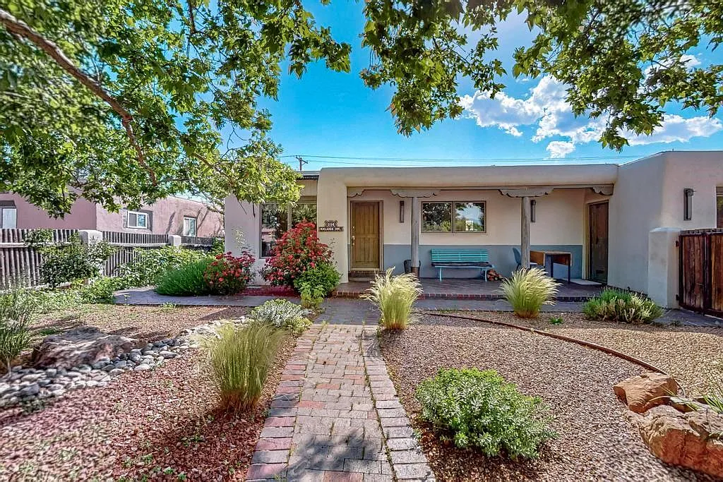 114 Solana Dr — Photo 1