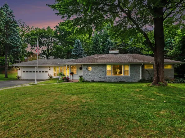 4309 Sunnybrook Dr, Kalamazoo, MI 49008
