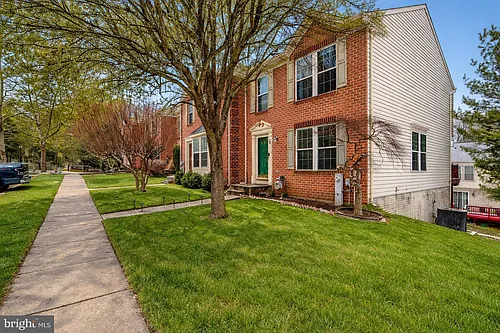 10 Bluestem Ct Photo 1
