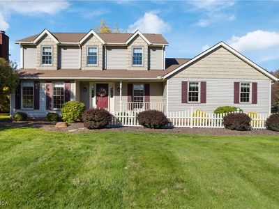 2441 W Bent Oak Cir, North Canton, OH, 44720