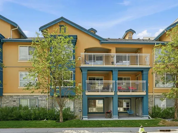 25 E Richard Pl SW #312, Calgary, AB T3E 7N1