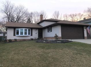 2657 Coventry Dr, Parma, OH