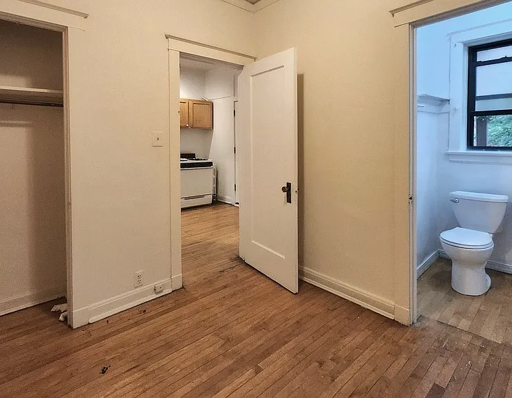 5600 S Dorchester Ave #2 — Photo 24