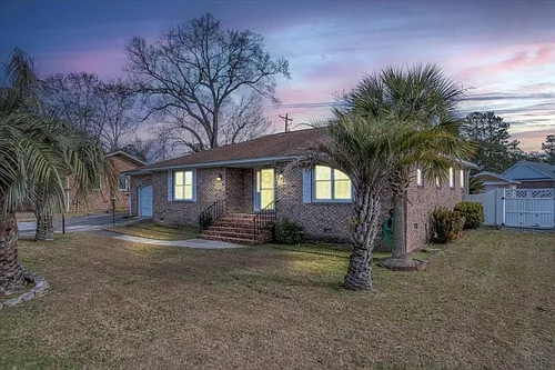 109 Swan Dr Photo 1