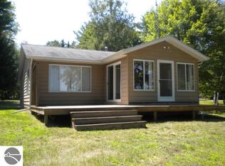 3313 Deerfield Ln, Lupton, MI 48635