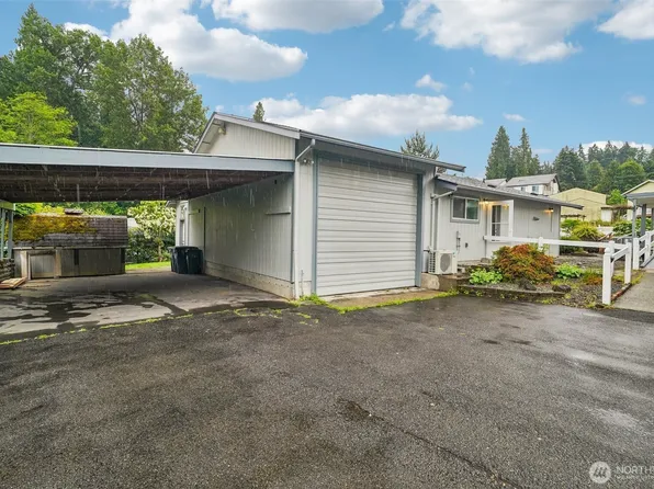 219 105th Avenue E, Edgewood, WA 98372