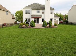 17 Sequoia Dr, Dayton, NJ