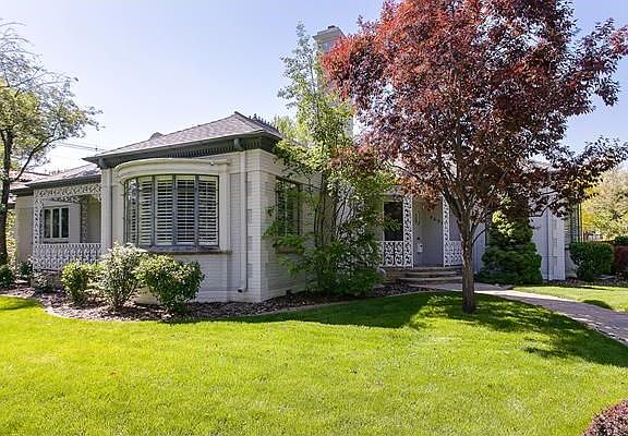 3rd image of 4600 E 6th Avenue Pkwy