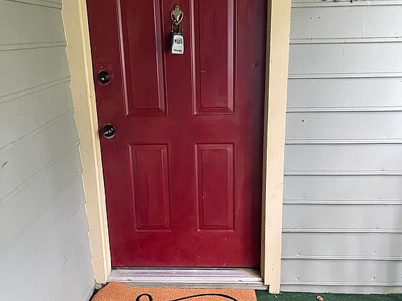 2nd image of 5526 Mountain Springs Cir #5526