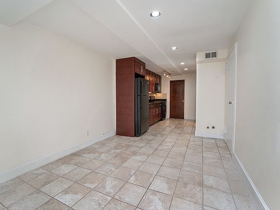 5th image of 32-32 32nd St #1AA
