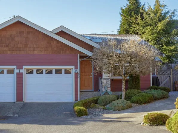 332 Belaire St #10, Ladysmith, BC V9G 1A6
