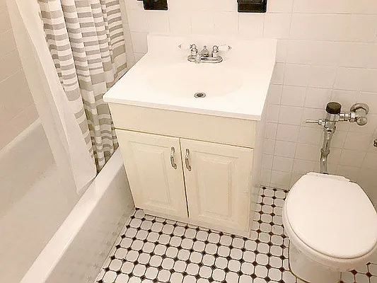 Rented by AJ Clarke | media 14