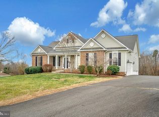 5616 Hickory Tree Ln, Mineral, VA 23117