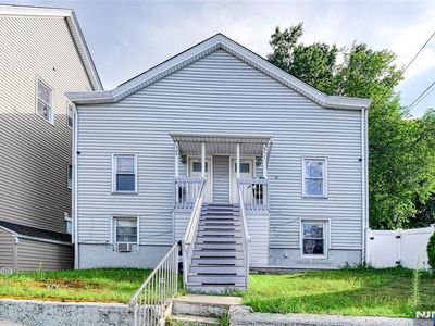 309-311 W Broadway, Paterson, NJ, 07522