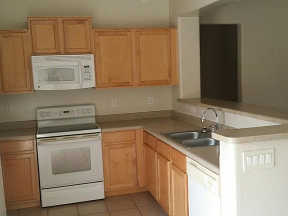 4th image of 9079 N 115th Dr