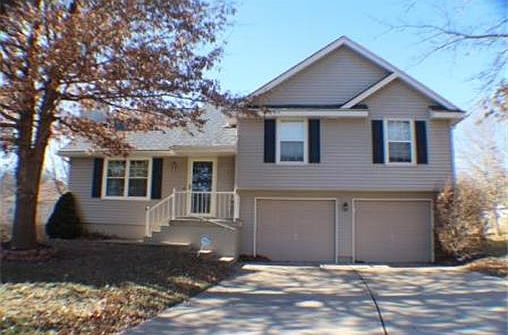 1st image of 3104 S Vista Ct