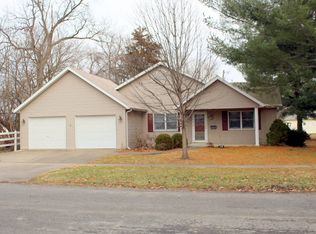 119 College Ave, Carlinville, IL