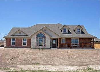 1st image of 271 Hempel Dr