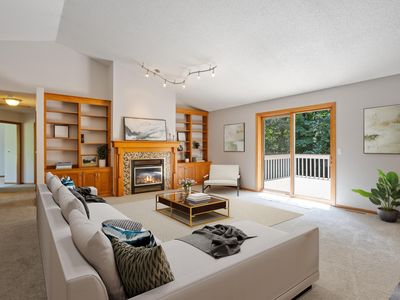 18525 County Road 24, Plymouth, MN, 55447