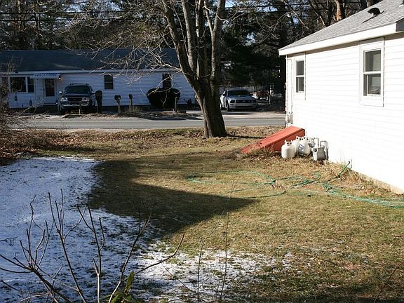 4th image of 91 Plymouth Ave
