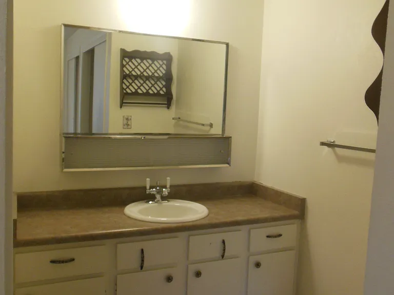 961 Lakeside Dr #207 — Photo 5
