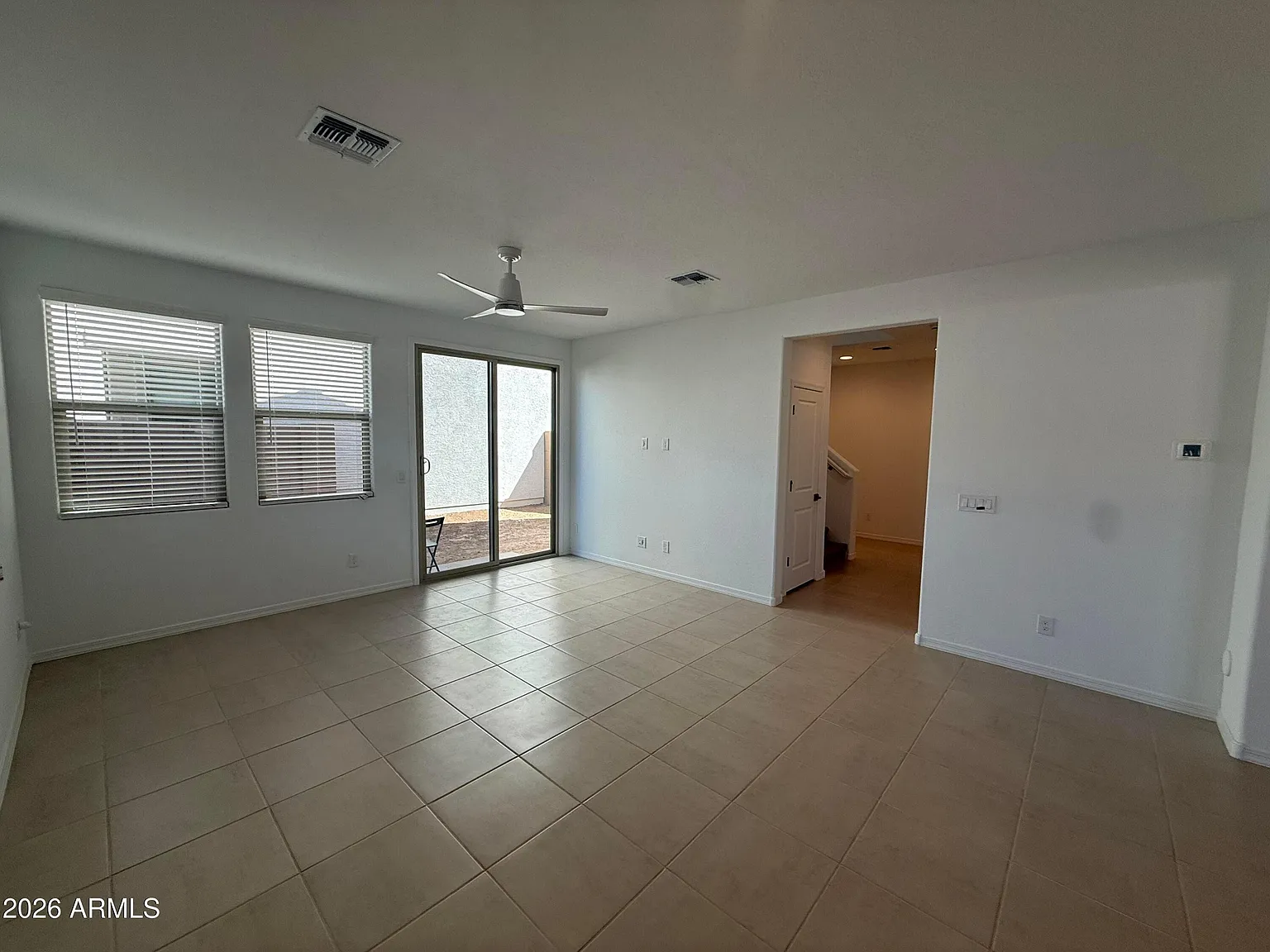 3 bed, 2.5 bath, 1794 sqft, $1,995 — Photo 2
