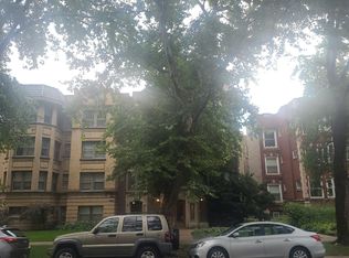 1354 W Greenleaf Ave APT 3B, Chicago, IL 60626
