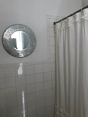 Rented by Capri Jet Realty Corp | media 8