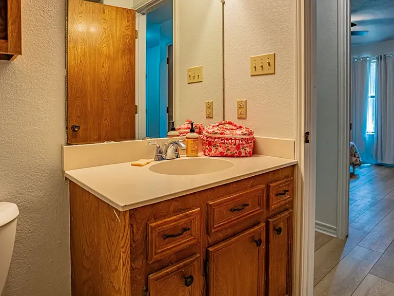 113 Wheeler Dr — Photo 14