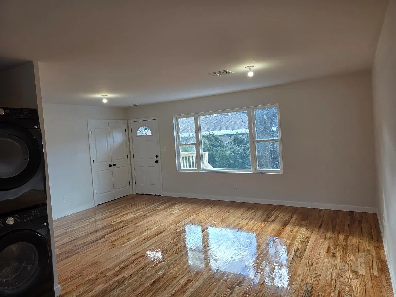 4 bed, $3,100 — Photo 3