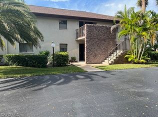 10 Beth Stacey Blvd APT 211, Lehigh Acres, FL 33936