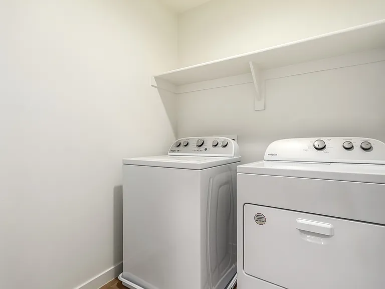 1818 W Earll Dr — Photo 62