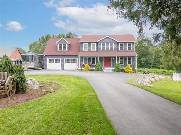 203 Hartford Pike, North Scituate, RI 02825