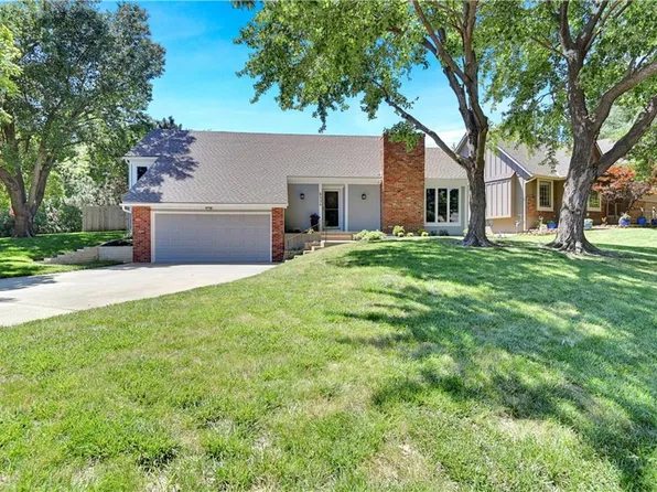 8534 Constance St, Lenexa, KS 66215