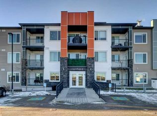 16 S Sage Hill Ter NW #321, Calgary, AB T3R 0W7