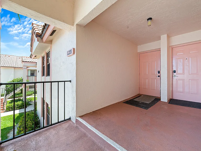 3151 Leewood Ter #L228 — Photo 32