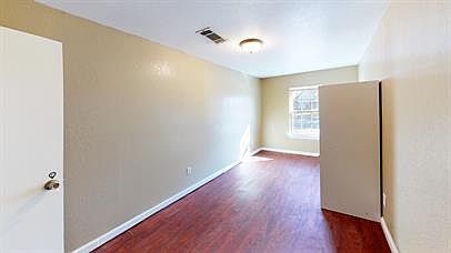 1st image of 2610 Wren Ave #1D-681674