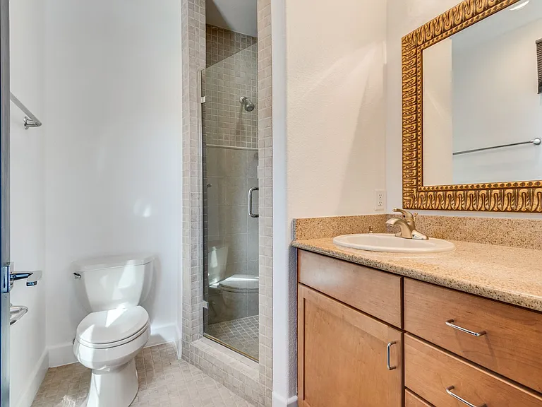 628 Edgebrook Dr — Photo 35