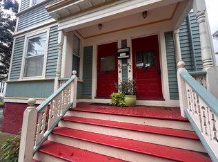 82 Camp St #1, Providence, RI 02906