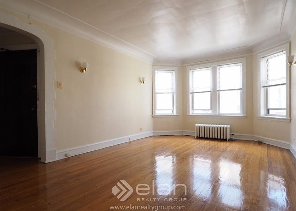 1st image of 1800 W Farwell Ave APT 3B