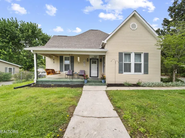 309 E Walden St, La Follette, TN 37766