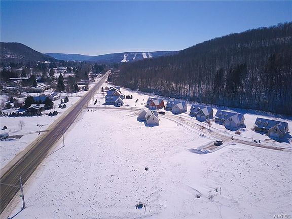2nd image of 28 Elk Creek Dr