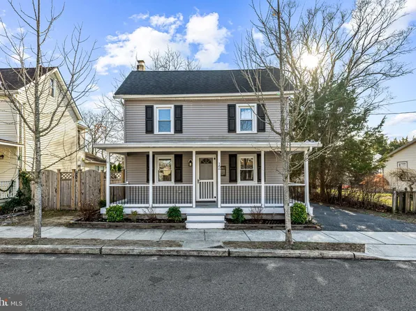 12 Trimble St, Medford, NJ 08055