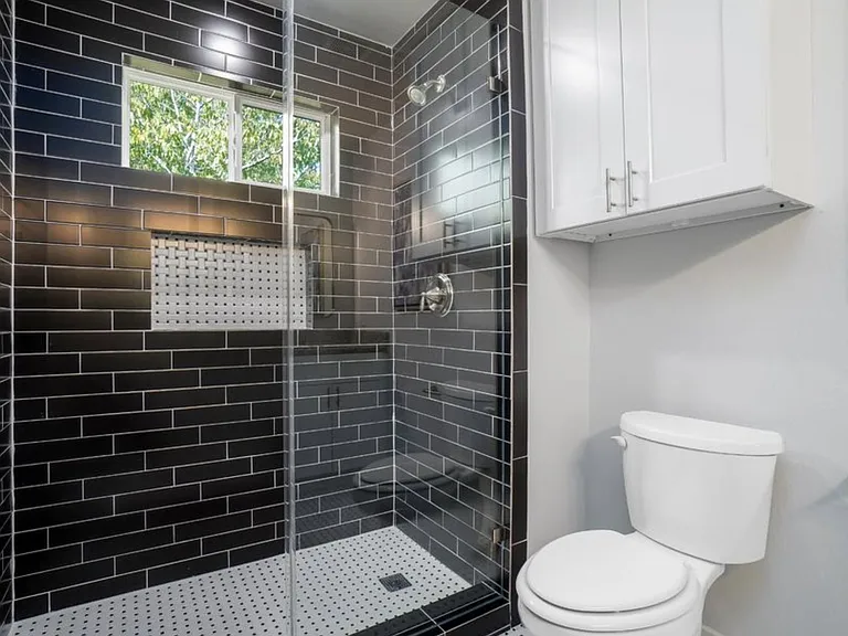 104 Shenandoah St #1 — Photo 9