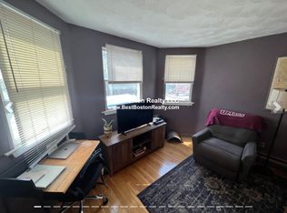 217 Holland St APT 2B, Somerville, MA 02144