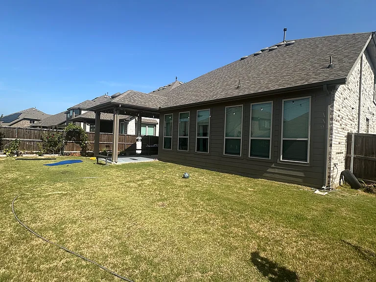 1516 White Water Way — Photo 2