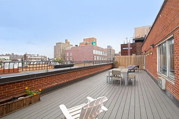 Rented by REAL New York | media 2