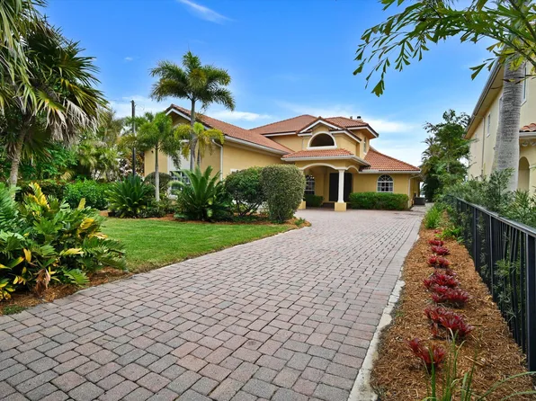 881 SE Saint Lucie Boulevard, Stuart, FL 34996