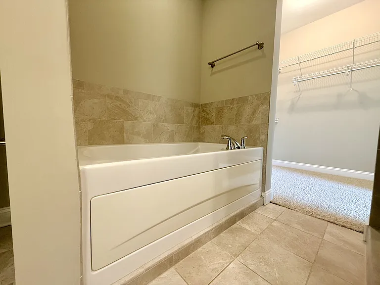 325 Hay St #306 — Photo 11