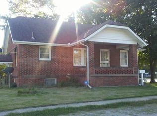 401 S Tebo St, Windsor, MO 65360